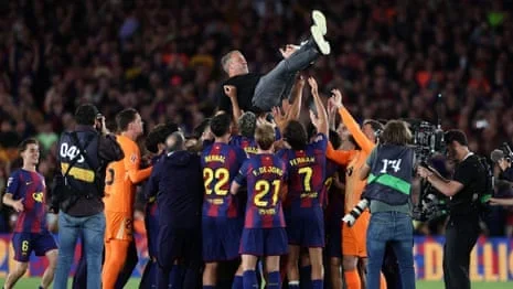 Barcelona celebrate winning La Liga title after beating Real Madrid – video